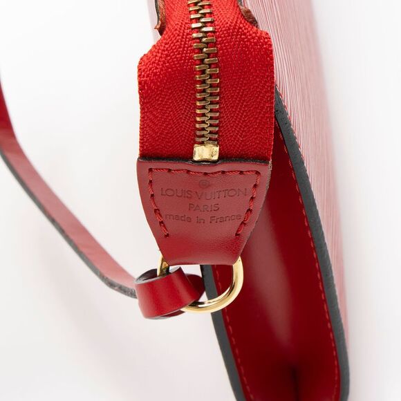 Louis Vuitton Vintage Epi Leather Pochette Accessoires - Picture 8 of 12